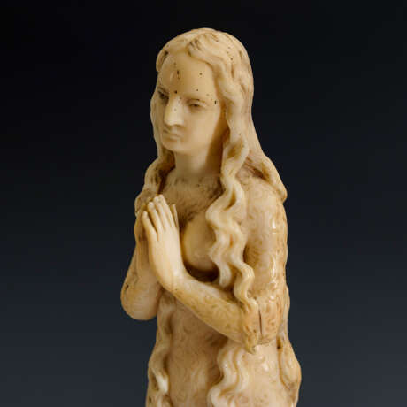 Elfenbein-Figur: Heilige Magdalena.| Nachtrag siehe Text - фото 3