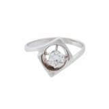 Ring mit Brillant Solitär ca. 0,6 ct, - фото 2