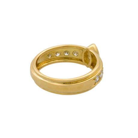 Ring mit Diamanten von zus. ca. 0,8 ct, - photo 3