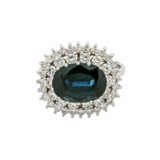 Ring mit Saphir entouriert von Brillanten zus. ca. 1,2 ct, - фото 2