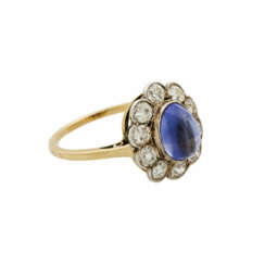 Ring mit Saphircabochon und 10 Altschliffdiamanten zus. ca. 1,2 ct,