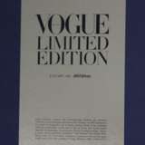 20 Jahre Vogue 1979-1999 Jubiläums-Portfolio mit den schönsten Fotos aus den ersten zwanzig Jahren der deutschen Vogue - Eine Hommage an alle die das Magazin zum Manifest des Glamour machten, München, Condé Nast, 1999, handnum - фото 3