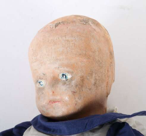 Puppe Bing, 1920er Jahre, Stoffpuppe, gemaltes Gesicht, 2 Hinterkopfnähte, zentral 2 Falten, eingesetztes Ohrenband, ohne Haarbemalung, Stoffkörper m - Foto 2