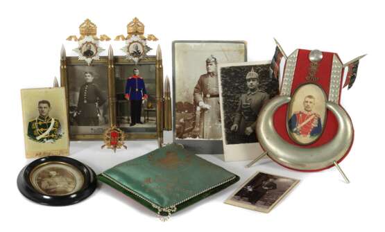 Konvolut Kaiserreich 1 x Bilderrahmen aus einer Epaulette König Karl 1 - photo 1
