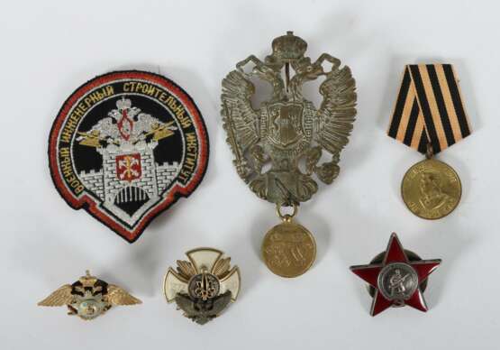 Orden und Abzeichen Russland und Österreich-Ungarn, 1 x Irkutsk-Militär-Schule, 1872-1910, teil - фото 1