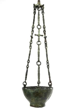 Byzantinisches Weihrauchgefäß Bronze, Schale auf kurzem Stand an 3 Ketten, H: ca - фото 1
