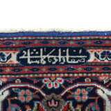 Ein Paar signierte Kashan Medaillonteppiche Zentralpersien, Mitte 20 - Foto 5