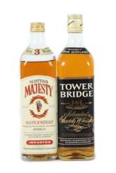 2 Flaschen Whisky 1x Tower Bridge, Blended Scotch Whisky, Michael Blending, wohl 1970er Jahre, 43% vol