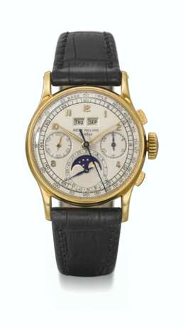 PATEK PHILIPPE. A VERY RARE AND HIGHLY ATTRACTIVE 18K GOLD PERPETUAL CALENDAR CHRONOGRAPH WRISTWATCH WITH MOON PHASES - фото 1