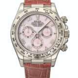 ROLEX. AN ATTRACTIVE 18K WHITE GOLD AUTOMATIC CHRONOGRAPH WRISTWATCH WITH PINK MOTHER-OF-PEARL DIAL - photo 1