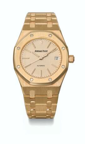 AUDEMARS PIGUET. A VERY RARE 18K PINK GOLD AUTOMATIC WRISTWATCH WITH SWEEP CENTRE SECONDS, DATE AND BRACELET - photo 1
