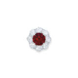 IMPORTANT RUBY AND DIAMOND RING - фото 1