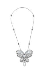 BULGARI NATURAL PEARL AND DIAMOND PENDENT NECKLACE/BROOCH