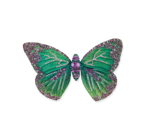 IMPRESSIVE `FLUTTERY-ODE TO SPRING` COLOURED SAPPHIRE AND DIAMOND BROOCH, BY WALLACE CHAN - Foto 2