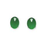 JADEITE AND DIAMOND EARRINGS - фото 1