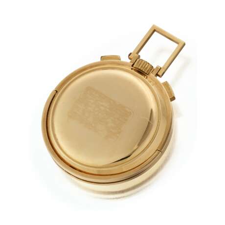 UNIVERSAL, YELLOW GOLD CHONOGRAPH OPENFACE POCKET WATCH - photo 2