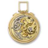 UNIVERSAL, YELLOW GOLD CHONOGRAPH OPENFACE POCKET WATCH - photo 3