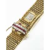 PATEK PHILIPPE, YELLOW GOLD, DIAMONDS AND RUBY CONCEALED BRACELET, REF. 3140/5 - Foto 2