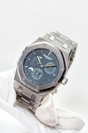 Audemars Piguet Royal Oak Dual Time - photo 6