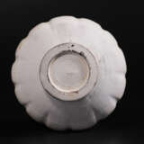 A WHITE-GLAZED MELON SHAPE BOWL MIXIAN YAO FIVE DYNASTIES(907-979) - Foto 8