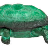 Große Jadeglas Deckelschale in Gestalt einer Schildkröte aus der Kollektion «Ingrid» - Foto 1