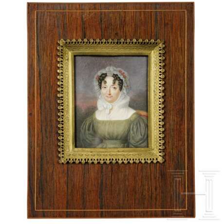 Portrait einer jungen Dame, Miniatur auf Elfenbein, wohl Frankreich, um 1820 - Foto 1
