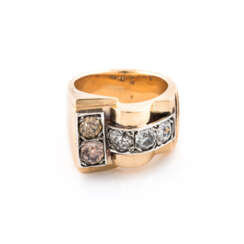 ART-DÉCO RING MIT DIAMANTBESATZ
