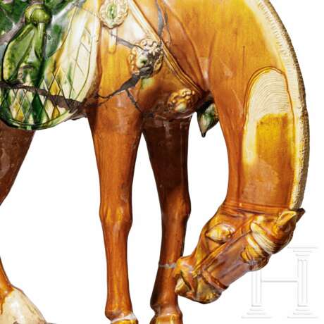 Großes Sancai-glasiertes Tang-Pferd, China, 618 - 907 - photo 6
