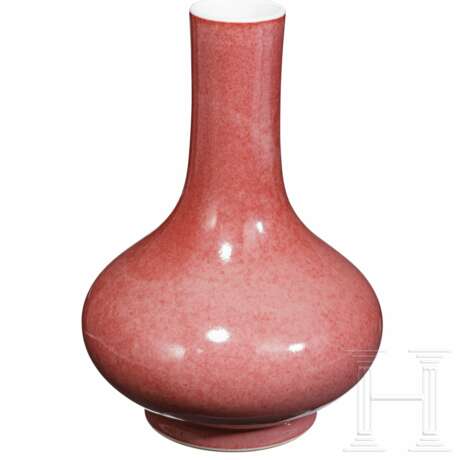Rot glasierte Vase mit Qianlong-Marke - photo 4