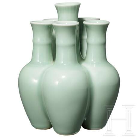 Seladon-Tulpen-Vase mit Qianlong-Vier-Zeichen-Marke - Foto 4