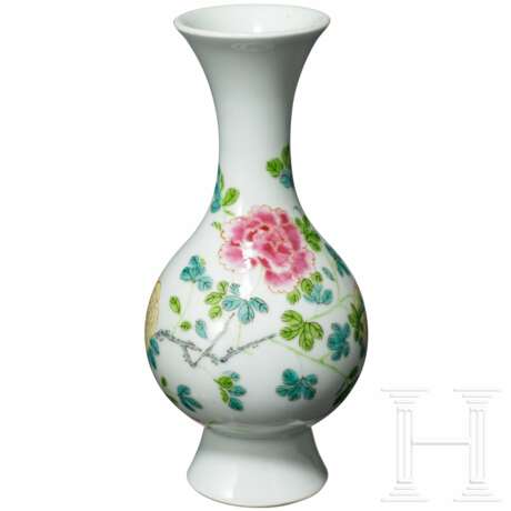 Famille-rose-Vase, wohl 18. Jhdt. - Foto 2
