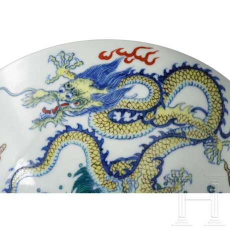 Doucai-"Drachen"-Schale mit Yongzheng-Marke  - фото 6