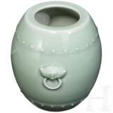 Trommelförmige Seladon-Vase mit Jiaqing-Marke - photo 4