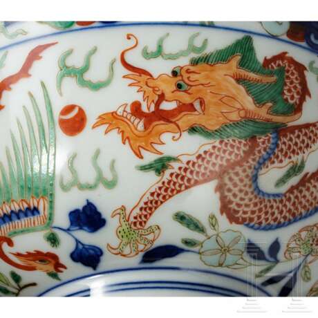 Doucai-Drachenschale mit Kangxi-Marke, wohl aus dieser Epoche - фото 9