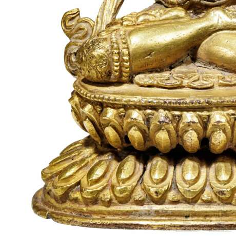 Vergoldete Bronze des Mañjuśrī mit Schwert, Tibet, 18. Jhdt. - Foto 3