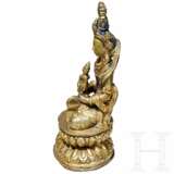 Figur des Amithabha mit Amrita-Gefäß, Bronze, Tibet, 18. Jhdt. - фото 5