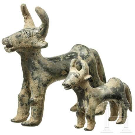 Ein Paar Bronze-Stiere, Kaluraz, Gilan, Nord-Iran, 3. Jtsd. v. Chr. - фото 1