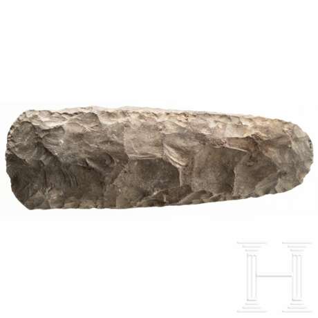 Große Steinaxt mit rundem Nacken, nordostdeutsch, 4. - 3. Jtsd. v. Chr. - photo 2
