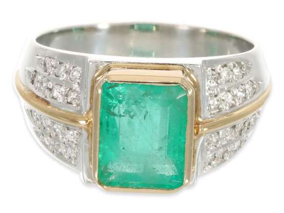 Ring: neuwertiger Bicolor-Smaragdring von ca. 2,16ct, Platin/18K Gold - photo 2