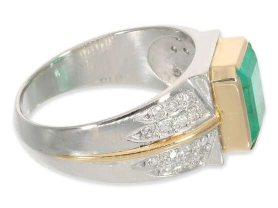 Ring: neuwertiger Bicolor-Smaragdring von ca. 2,16ct, Platin/18K Gold - фото 4