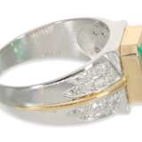 Ring: neuwertiger Bicolor-Smaragdring von ca. 2,16ct, Platin/18K Gold - Foto 4