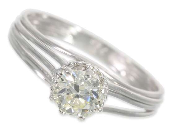 Ring: sehr dekorativer Goldring mit einem Altschliff-Diamanten von ca. 0,8ct, 18K Gold - фото 1