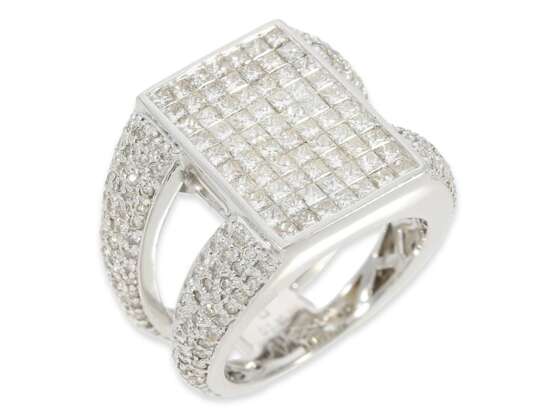 Ring: ungewöhnlicher Designerring mit Diamantbesatz von insgesamt 3,10ct, 18K Gold - Foto 2