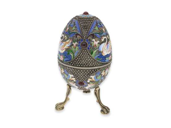 Dose: reich verzierte Silberdose mit feinsten Emaillierungen, im Stil der Fabergé-Eier, Russland 20. Jahrhundert - фото 5
