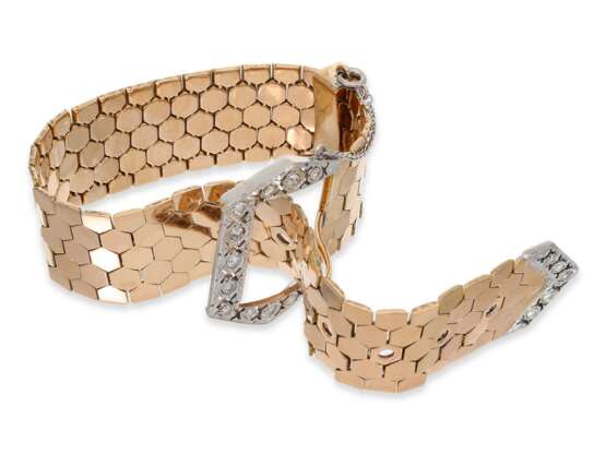 Armband: ungewöhnliches, aufwändig gefertigtes Goldarmband in Form eines Gürtels mit Brillantbesatz, 18K Gold - photo 3