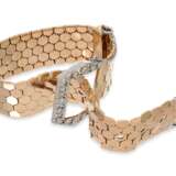 Armband: ungewöhnliches, aufwändig gefertigtes Goldarmband in Form eines Gürtels mit Brillantbesatz, 18K Gold - Foto 3
