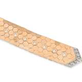 Armband: ungewöhnliches, aufwändig gefertigtes Goldarmband in Form eines Gürtels mit Brillantbesatz, 18K Gold - фото 6