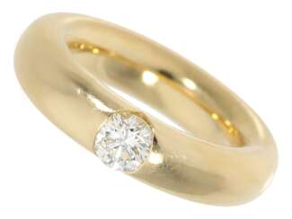 Ring: äußerst massiver, handgefertigter Solitär/Brillantring, 0,53ct, 18K Gold