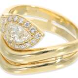 Ring: attraktiver italienischer Designerring in Schlangenform mit Diamant- und Brillantbesatz von insgesamt ca. 0,9ct, 18K Gold - photo 2