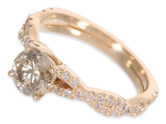 Ring: sehr dekorativer moderner Roségoldring mit einem Fancy Brillant von ca. 1ct, 14K Gold - photo 1